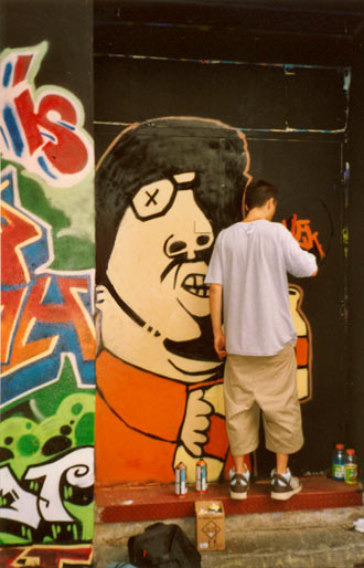 Montreal Graffiti: Piece by Rhek at Under Pressure 2005