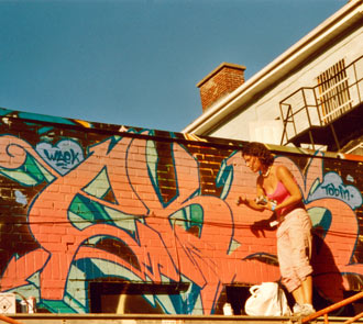 Montreal Graffiti: Piece at Under Pressure 2004