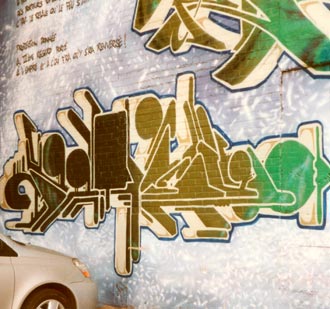 Montreal Graffiti: Piece on Ste-Dominique, 2005